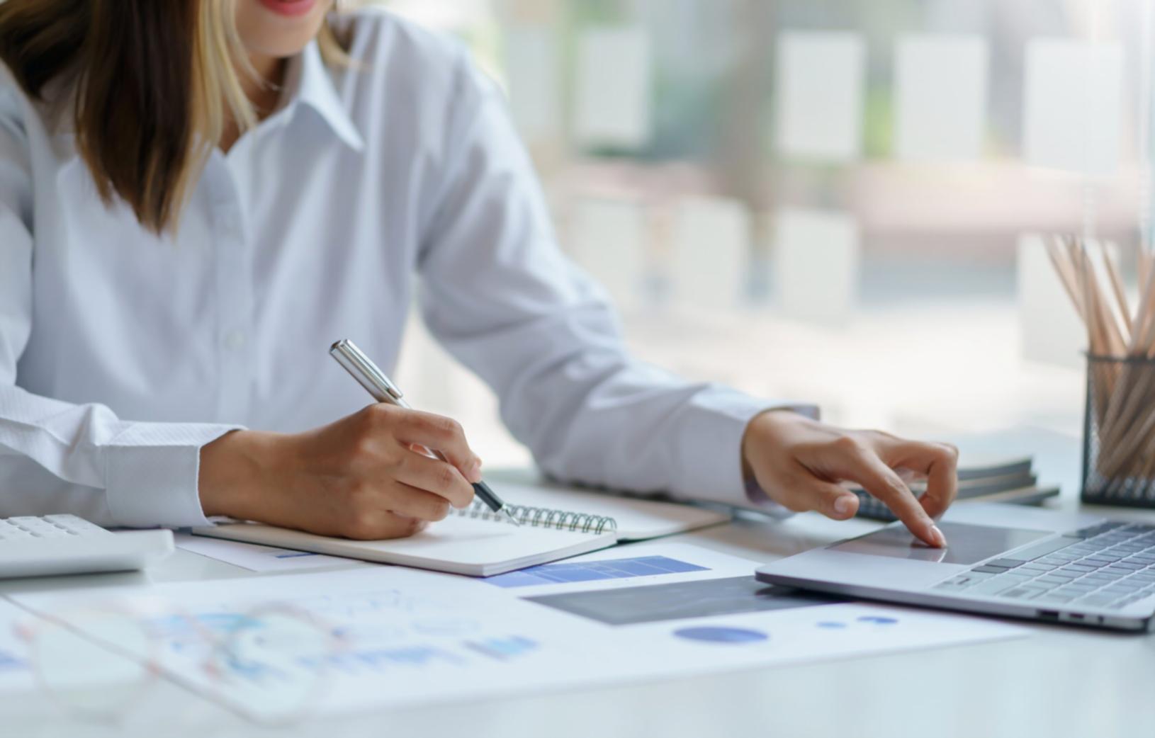 Teamarbeit und Zusammenarbeit bei Finanzprojekten